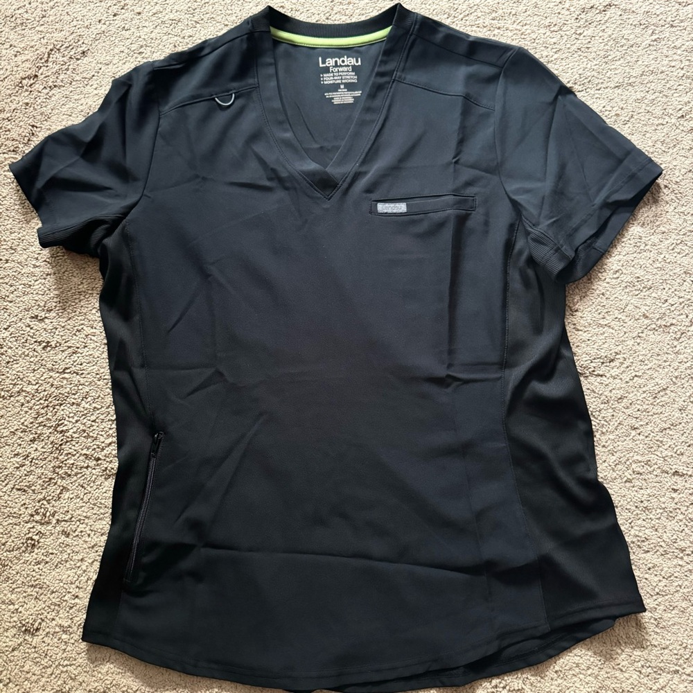 Landau Forward 2 pocket v neck tuck in scrub top